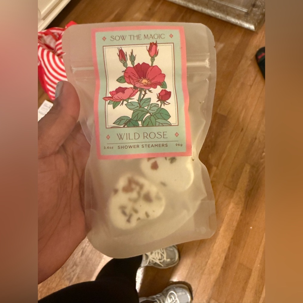 Wild Rose Shower Steamers - White